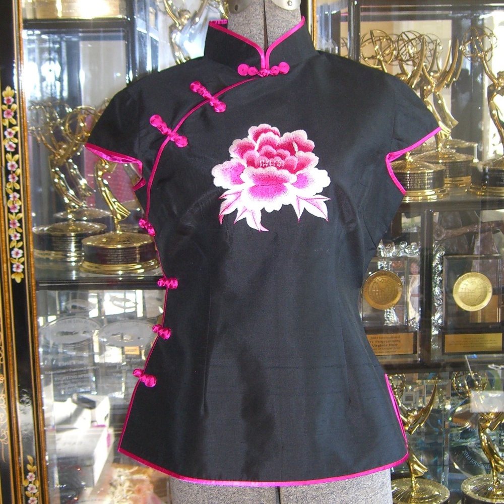 EAST STORE MANDARIN COLLAR PEONY EMBROIDERY TOP